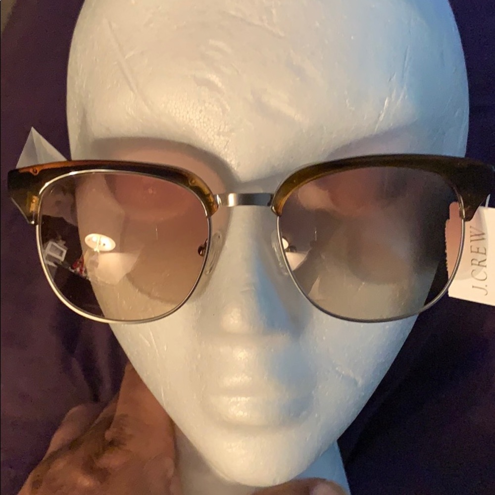 Sunglasses - Picture 1 of 3